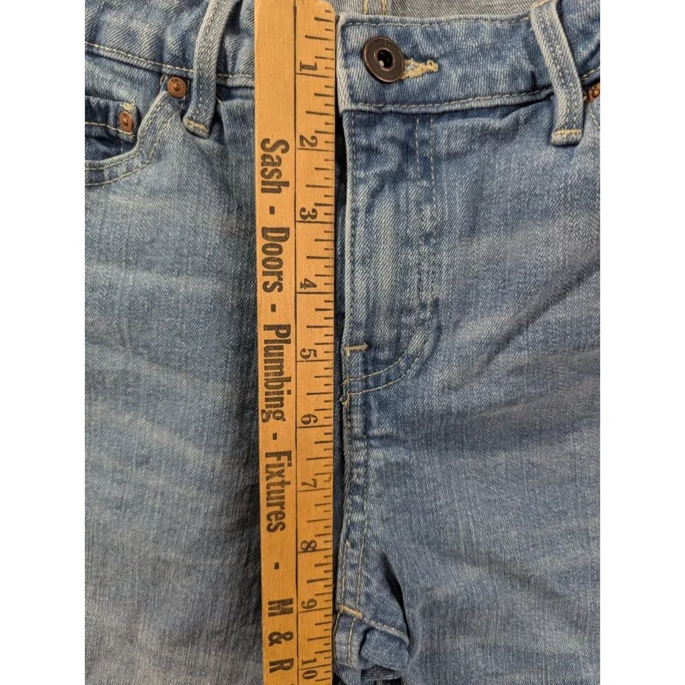 Tommy Hilfiger Denim Shorts Womens SZ 6 Blue whiskers Bermuda Rolled Cuffs Boho - Picture 7 of 14
